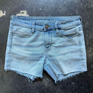 American Eagle Outfitters Women's Distressed Denim Jegging Shorts Blue Size 4